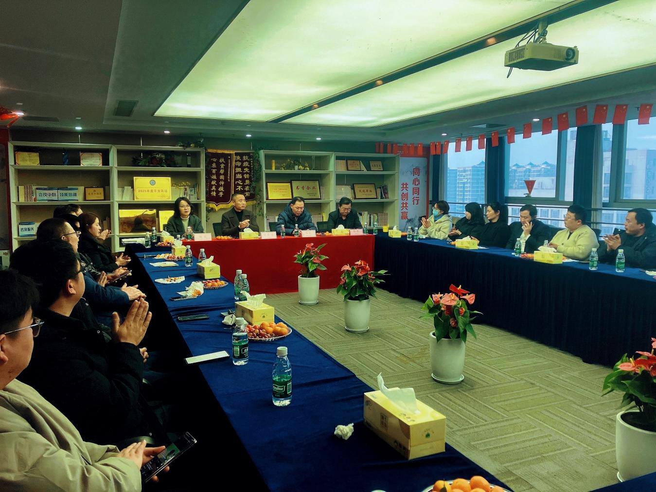 聚力同行 感恩相伴｜金盛集团零售百货门店年末商户座谈答谢会圆满举行